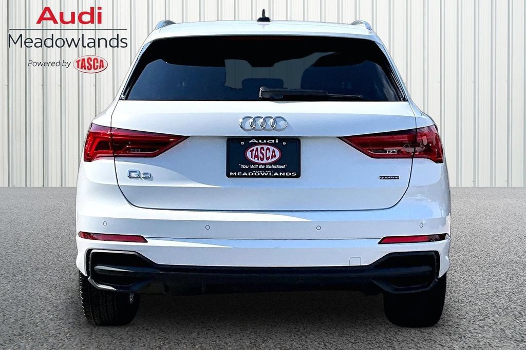 Used 2023 Audi Q3 2.0T Premium w/ Convenience Package AWD/4WD image 5
