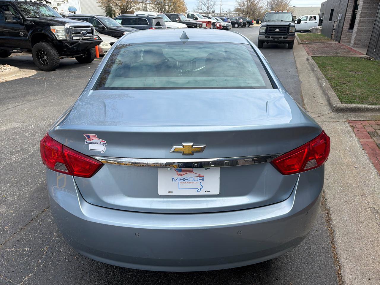 Used 2014 Chevrolet Impala LS w/ LS Convenience Package image 4