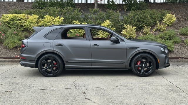 New 2025 Bentley Bentayga Plug-In Hybrid image 5