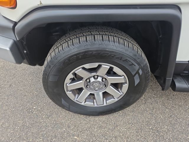 Used 2014 Toyota FJ Cruiser 4WD w/ Upgrade Package image 19