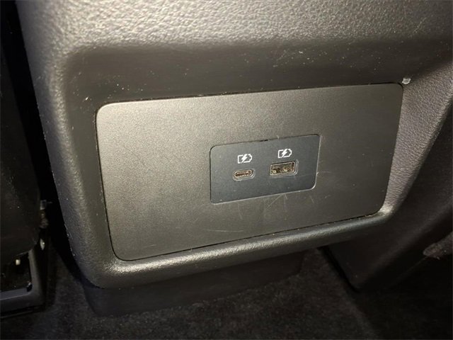 Used 2023 Nissan Rogue SV image 8