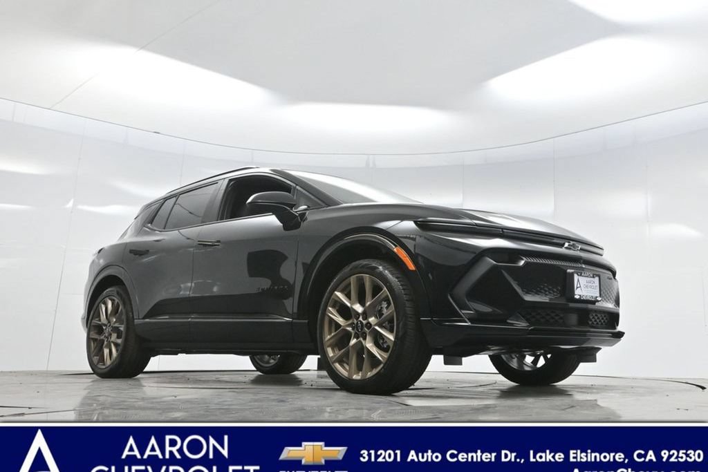 New 2026 Chevrolet Equinox EV RS w/ Convenience Package II FWD image 2