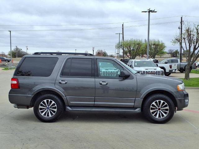 Used 2016 Ford Expedition XLT w/ Equipment Group 202A image 2