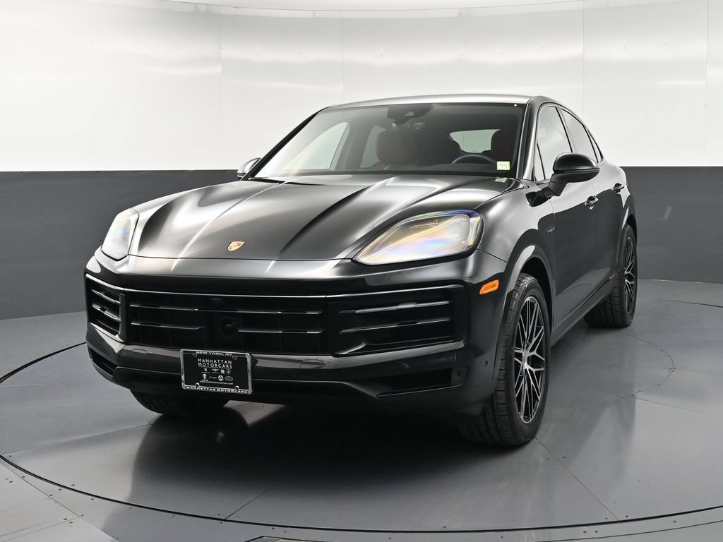 Certified 2026 Porsche Cayenne E-Hybrid Coupe AWD/4WD image 1