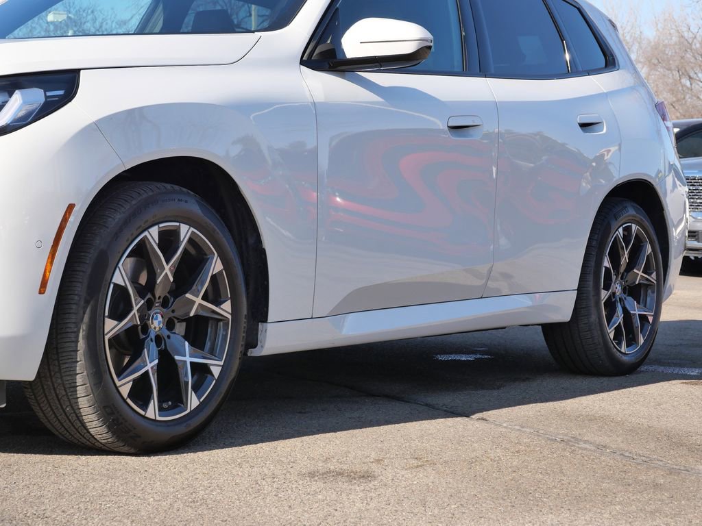Used 2025 BMW X3 xDrive30i w/ M Sport Package image 5