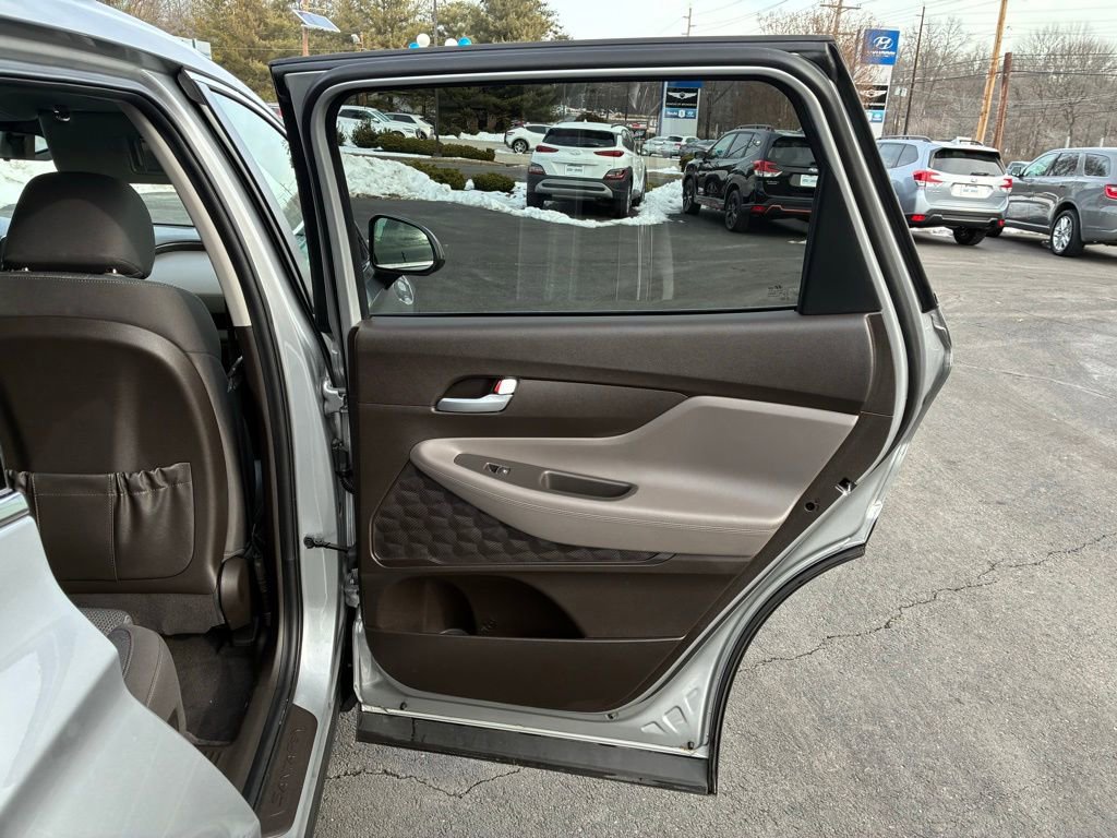 Used 2020 Hyundai Santa Fe SE image 43