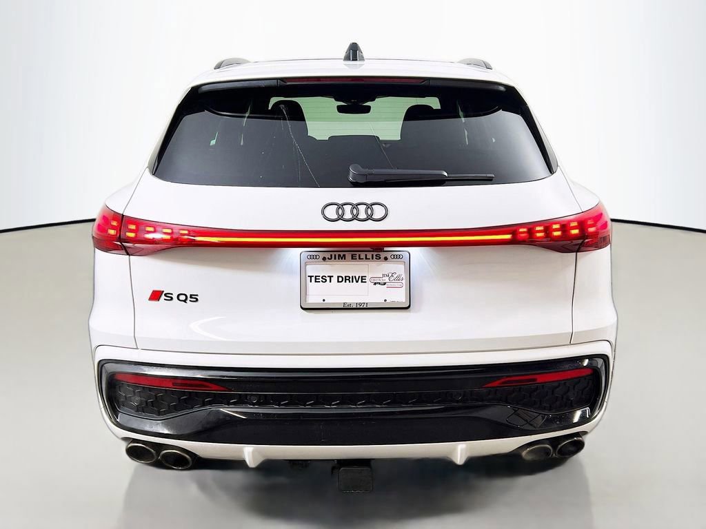 Used 2025 Audi SQ5 Premium Plus w/ Premium Plus Package image 6