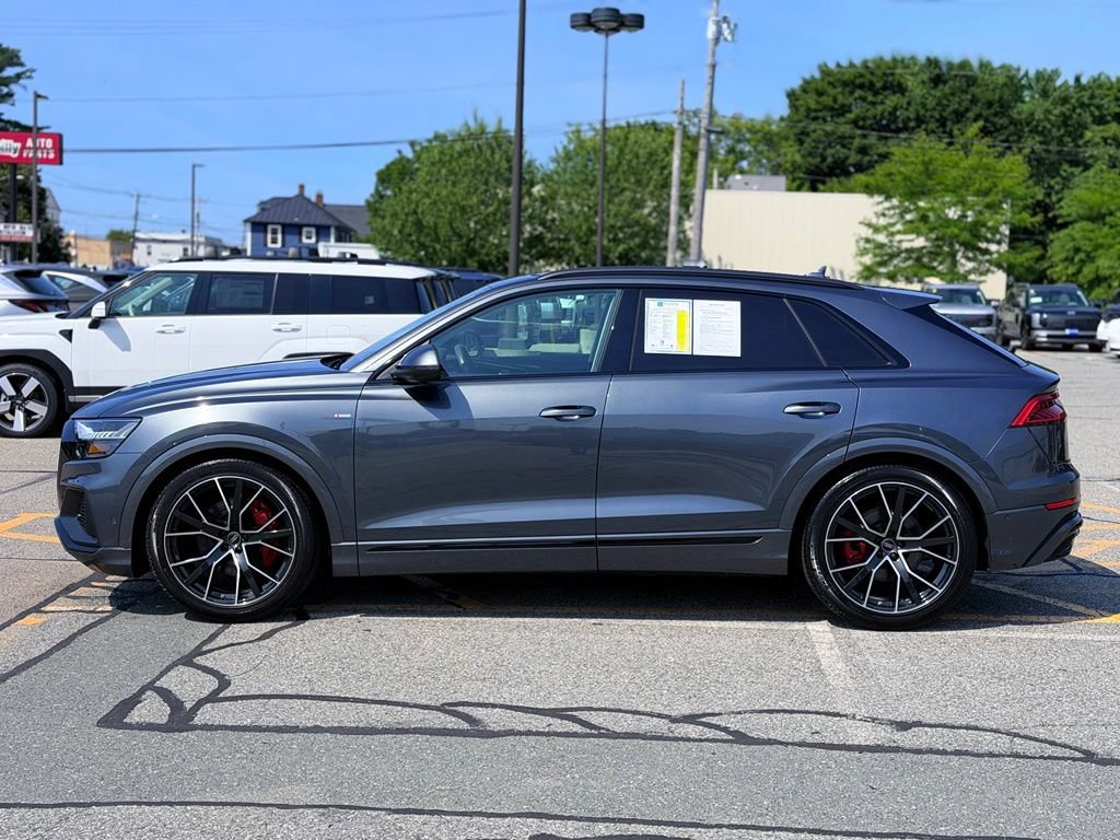 Used 2023 Audi Q8 Prestige w/ Prestige Package AWD/4WD image 2