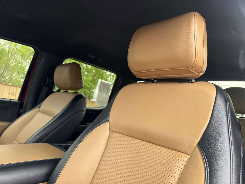 Certified 2026 Ford F250 Lariat w/ Black Appearance Package image 11