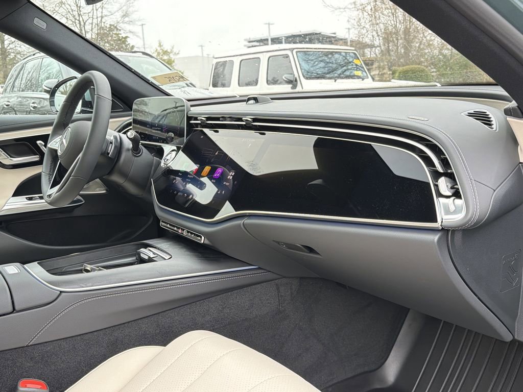 New 2026 Mercedes-Benz E 350 4MATIC Sedan image 21