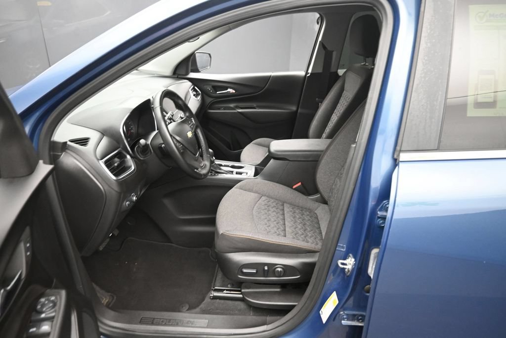 Used 2024 Chevrolet Equinox LT AWD/4WD image 16