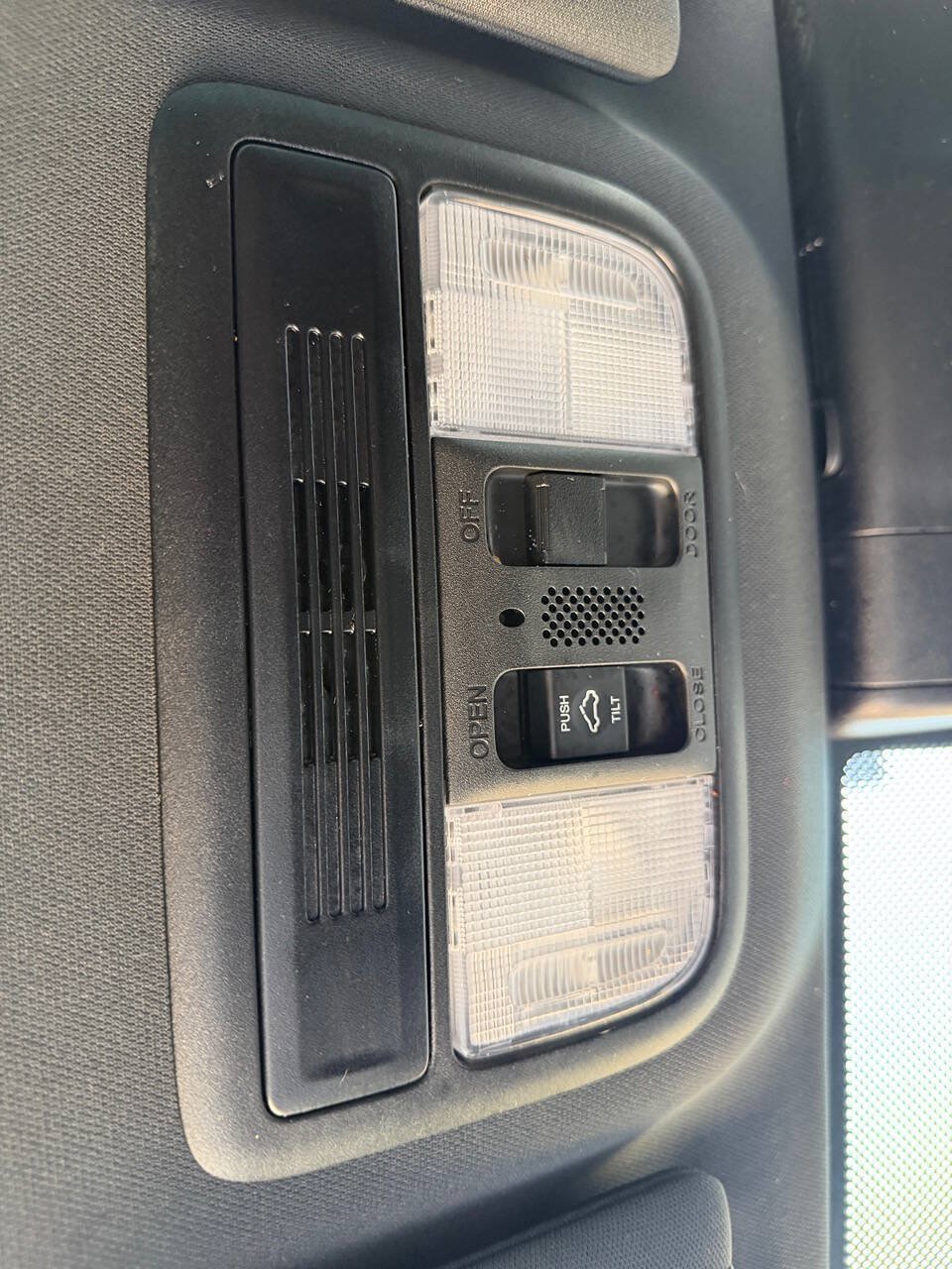 Used 2020 Honda Civic EX image 27