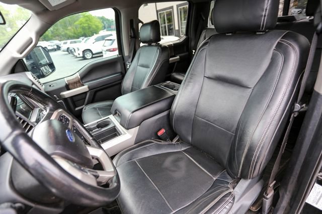 Used 2017 Ford F250 Lariat w/ Lariat Value Package AWD/4WD image 4