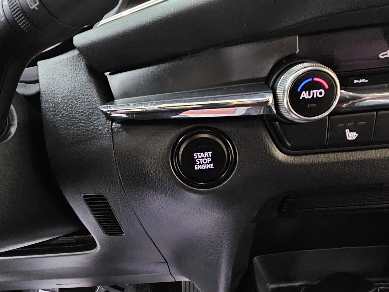 Used 2024 MAZDA CX-30 AWD 2.5 S w/ Preferred Package image 34