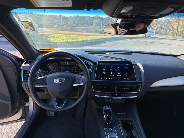 Used 2024 Cadillac CT5 Luxury image 11