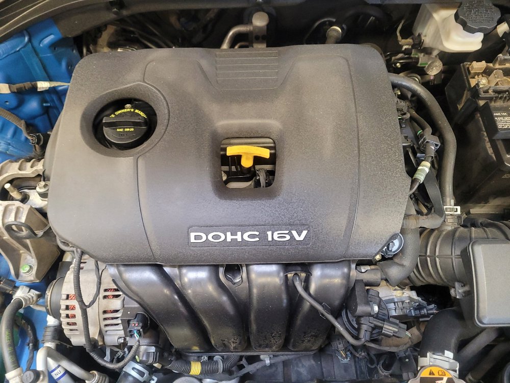 Used 2017 Hyundai Elantra SE image 30