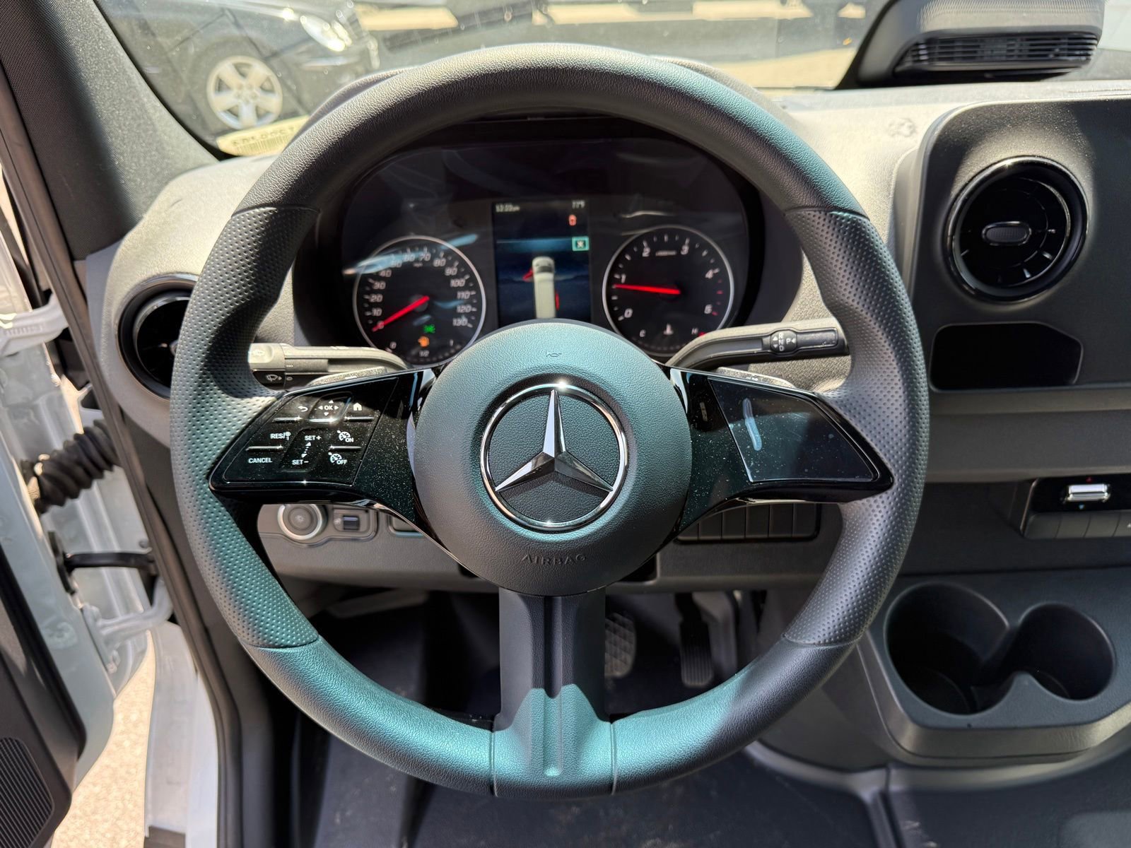 New 2025 Mercedes-Benz Sprinter 2500 image 23