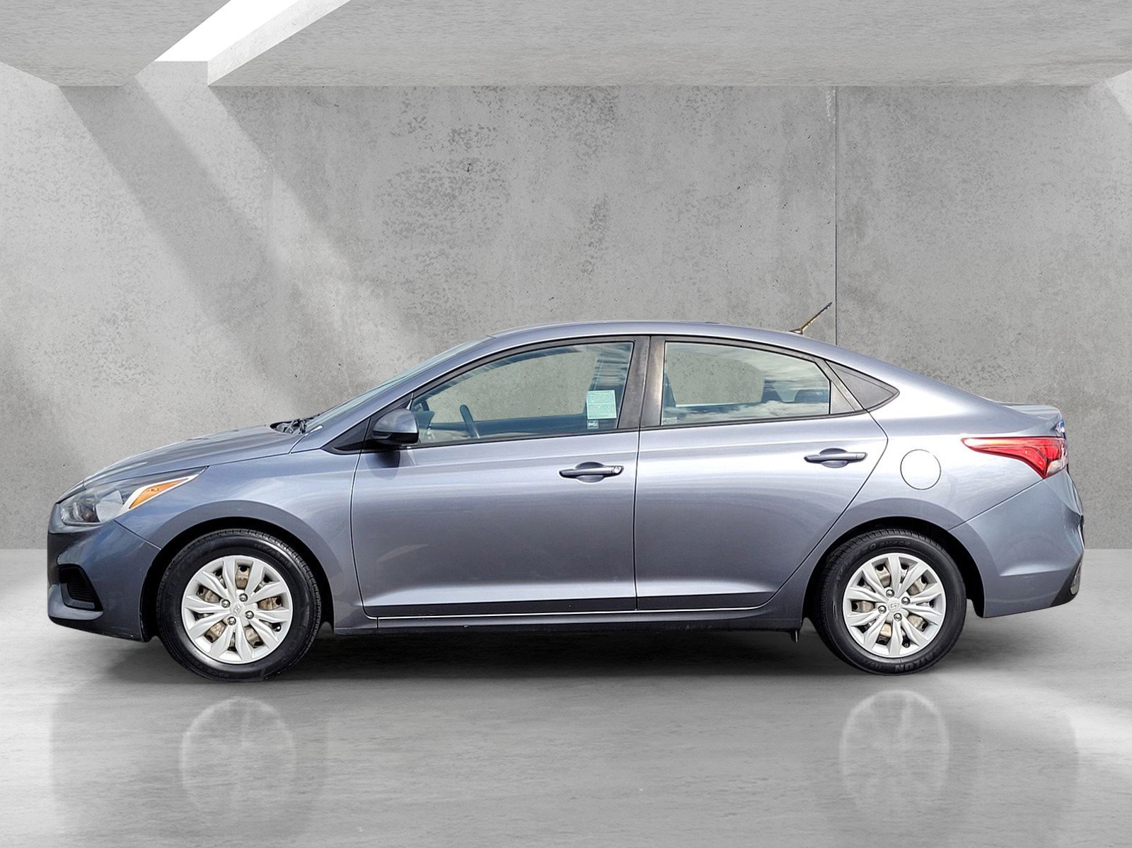 Used 2020 Hyundai Accent SE image 7
