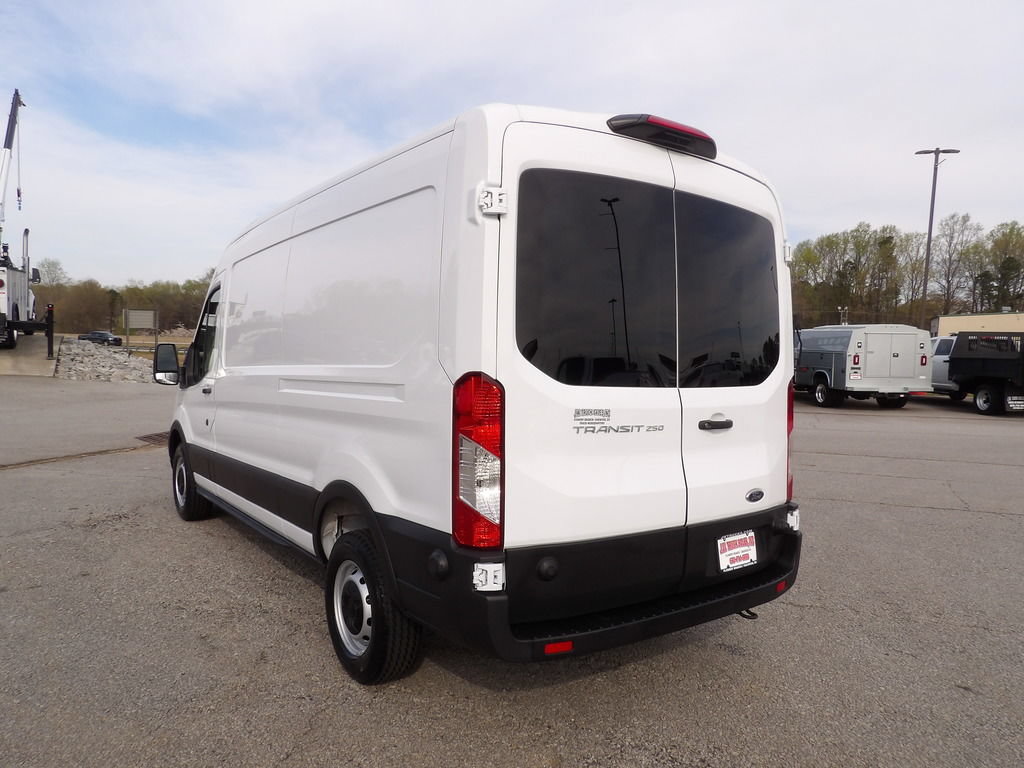 Used 2024 Ford Transit 250 148 Medium Roof w/ Load Area Protection Package RWD image 5