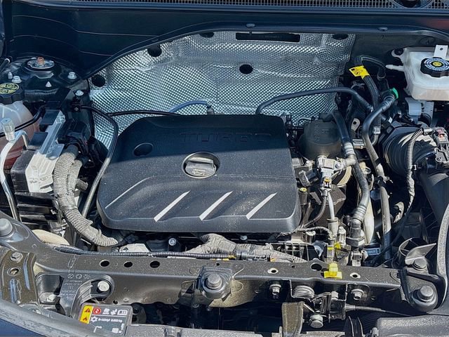 Used 2025 Buick Encore GX Sport Touring w/ Comfort Package image 28