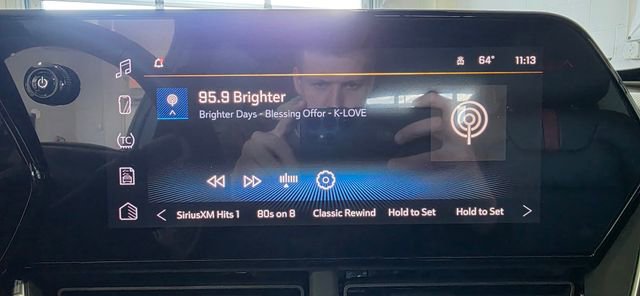 New 2026 Chevrolet Trax RS w/ Sunroof Package image 20