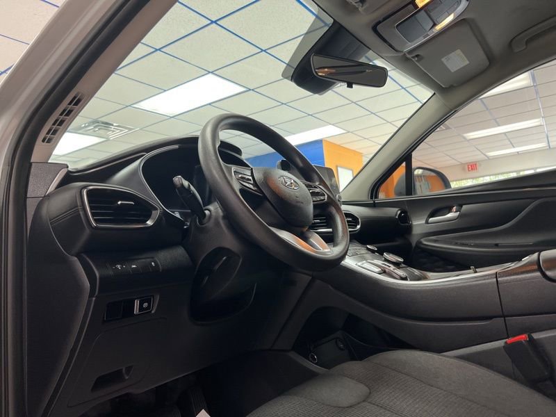Used 2023 Hyundai Santa Fe SE w/ Cargo Package AWD/4WD image 18