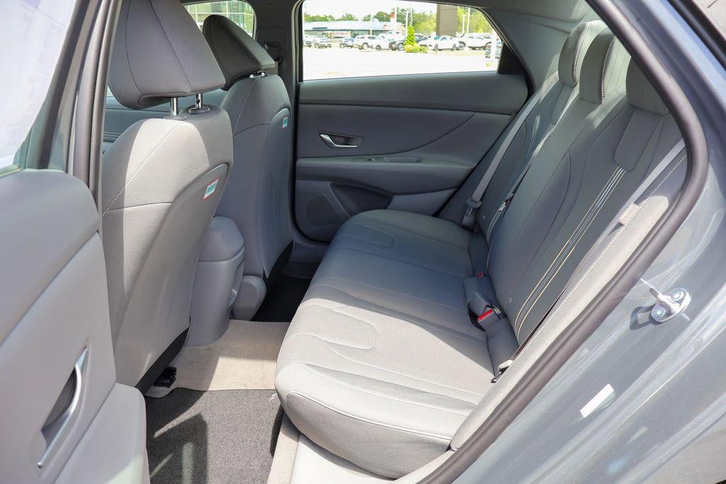 New 2026 Hyundai Elantra Sport image 9