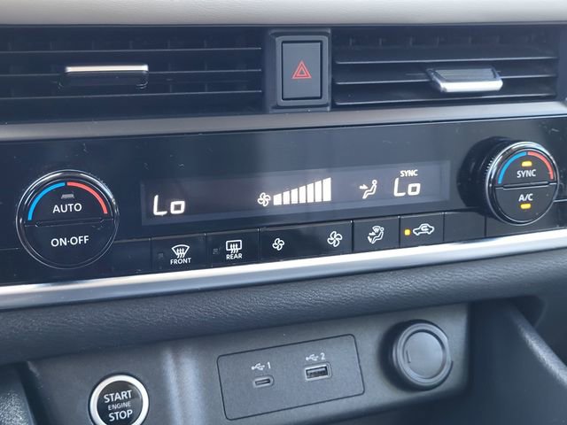 Certified 2023 Nissan Rogue SV image 13