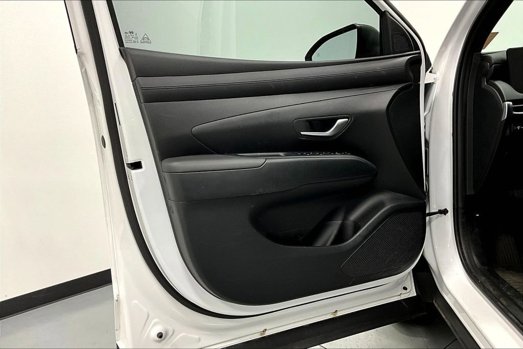 Used 2025 Hyundai Santa Cruz SE image 20