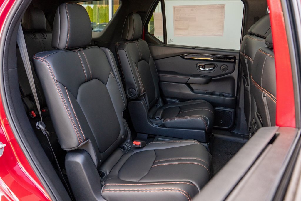 New 2025 Honda Pilot TrailSport image 17