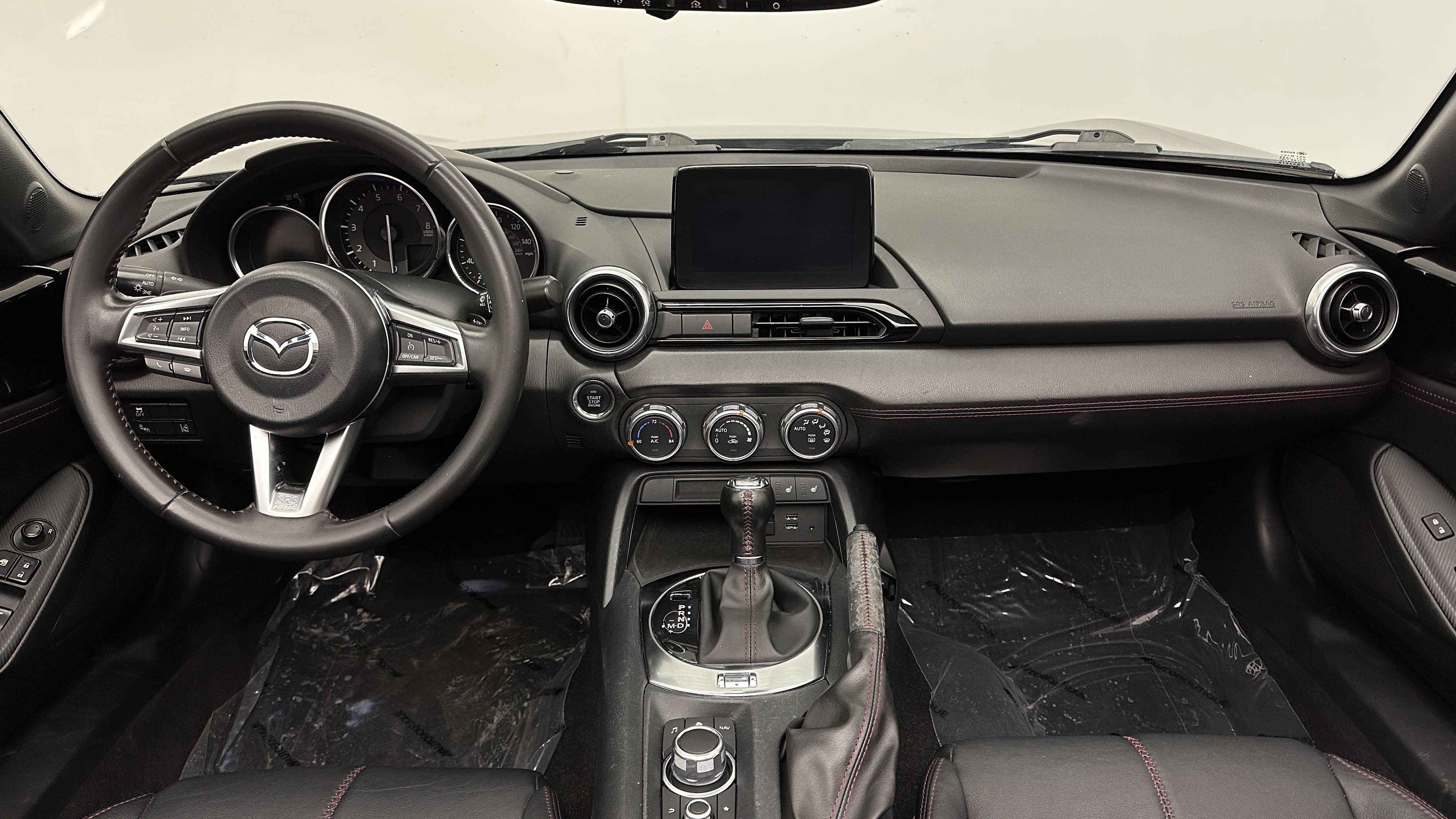 Used 2018 MAZDA MX-5 Miata Grand Touring image 27