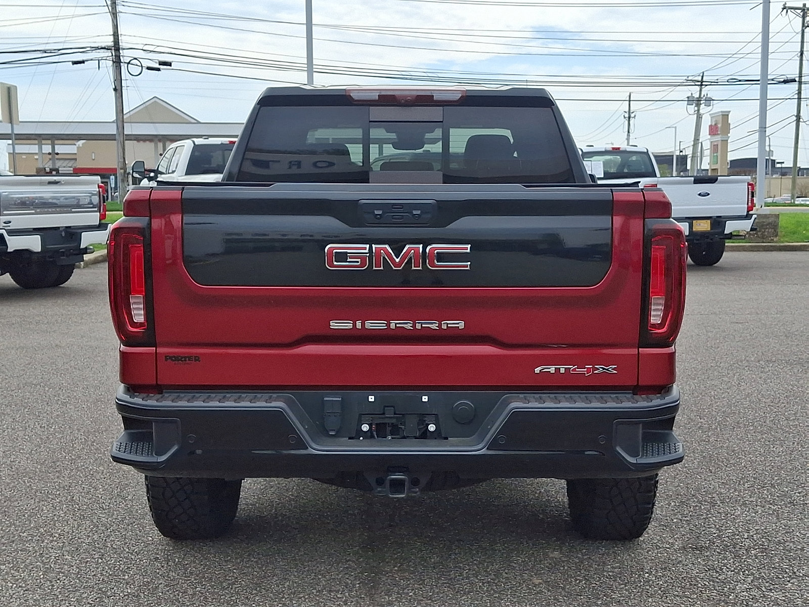 Used 2024 GMC Sierra 1500 AT4X image 9