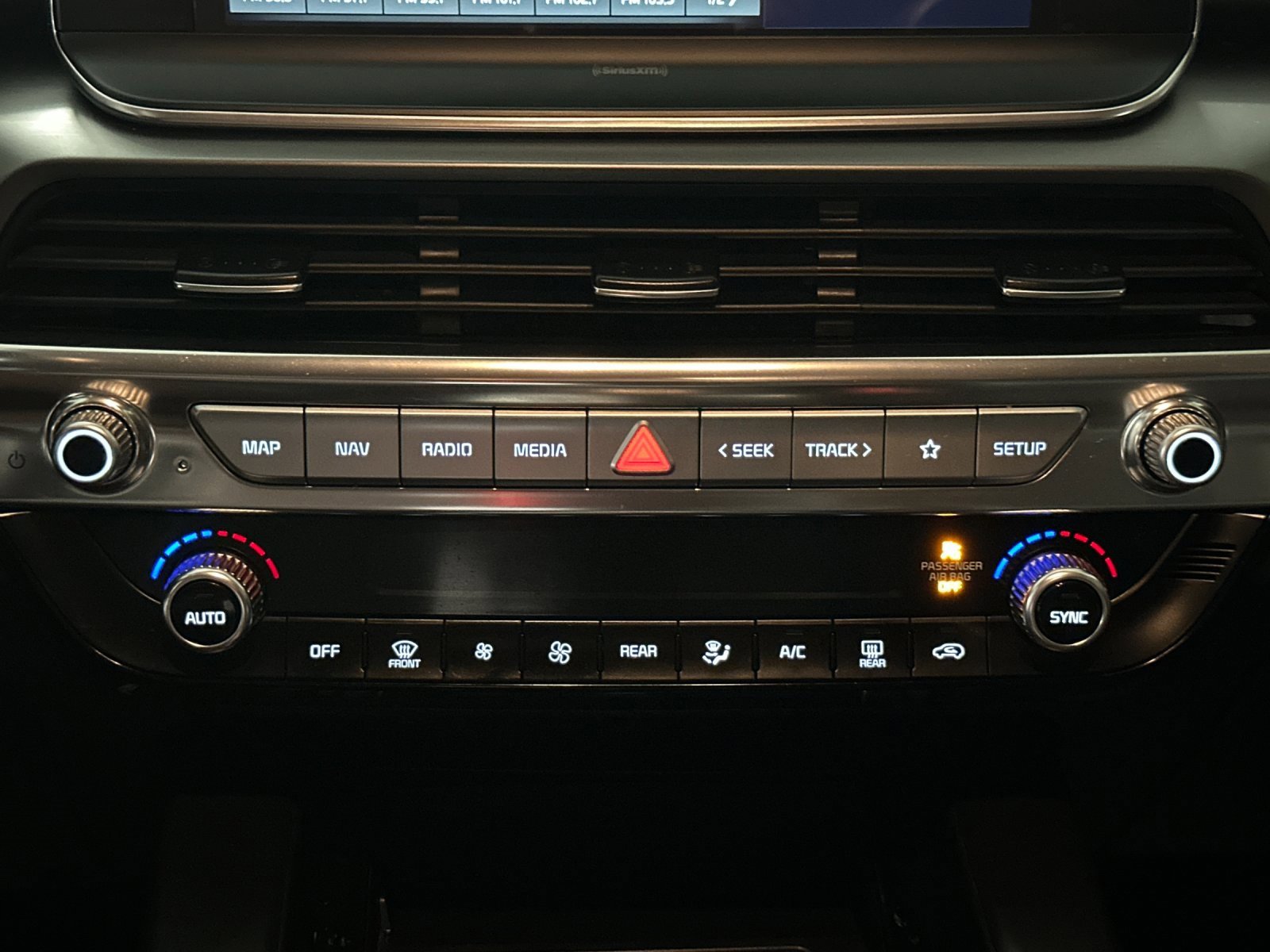 Certified 2022 Kia Telluride LX image 21