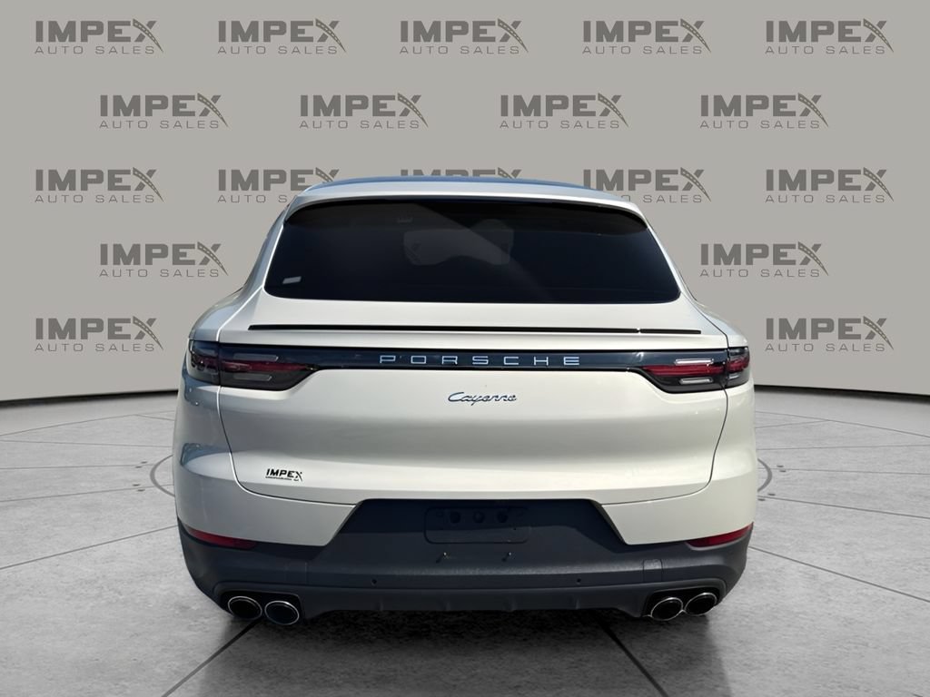Used 2022 Porsche Cayenne Coupe AWD/4WD image 4
