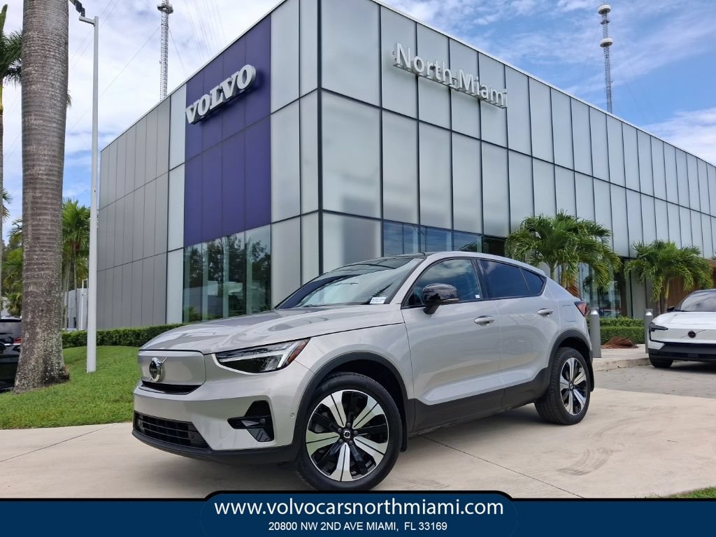 Used 2023 Volvo C40 P8 Recharge Plus AWD/4WD image 1