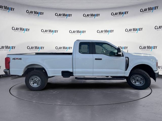 Used 2024 Ford F250 XL w/ XL Chrome Package image 6