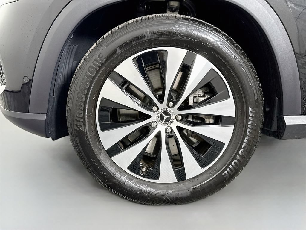 Used 2026 Mercedes-Benz GLE 450e 4MATIC w/ Winter Package image 31