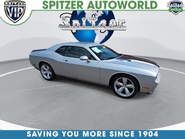 Used 2009 Dodge Challenger SRT8 w/ SRT Option Group II RWD image 3