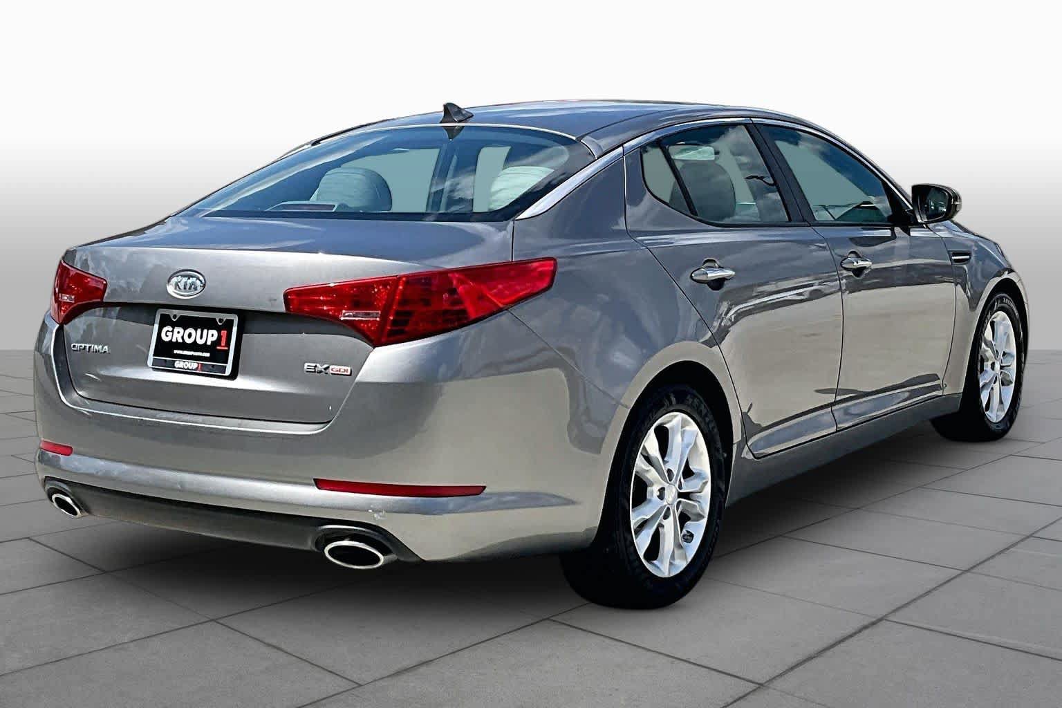 Used 2012 Kia Optima EX FWD image 10