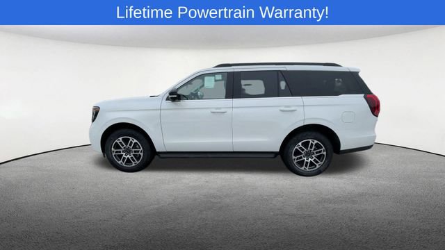 New 2026 Ford Expedition Active image 5