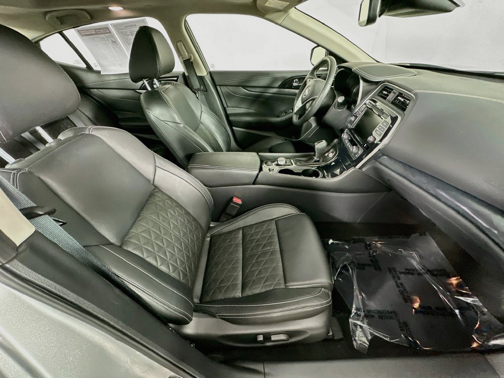 Used 2022 Nissan Maxima Platinum w/ Sport Mat Group FWD image 36