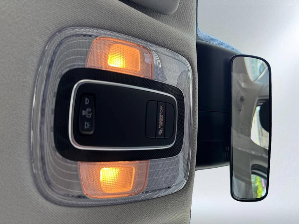 New 2026 Hyundai Elantra SE FWD image 19