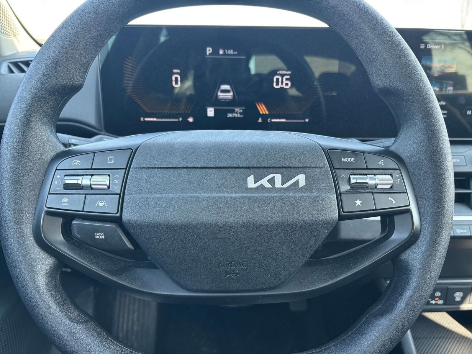 Used 2025 Kia K4 FWD image 27