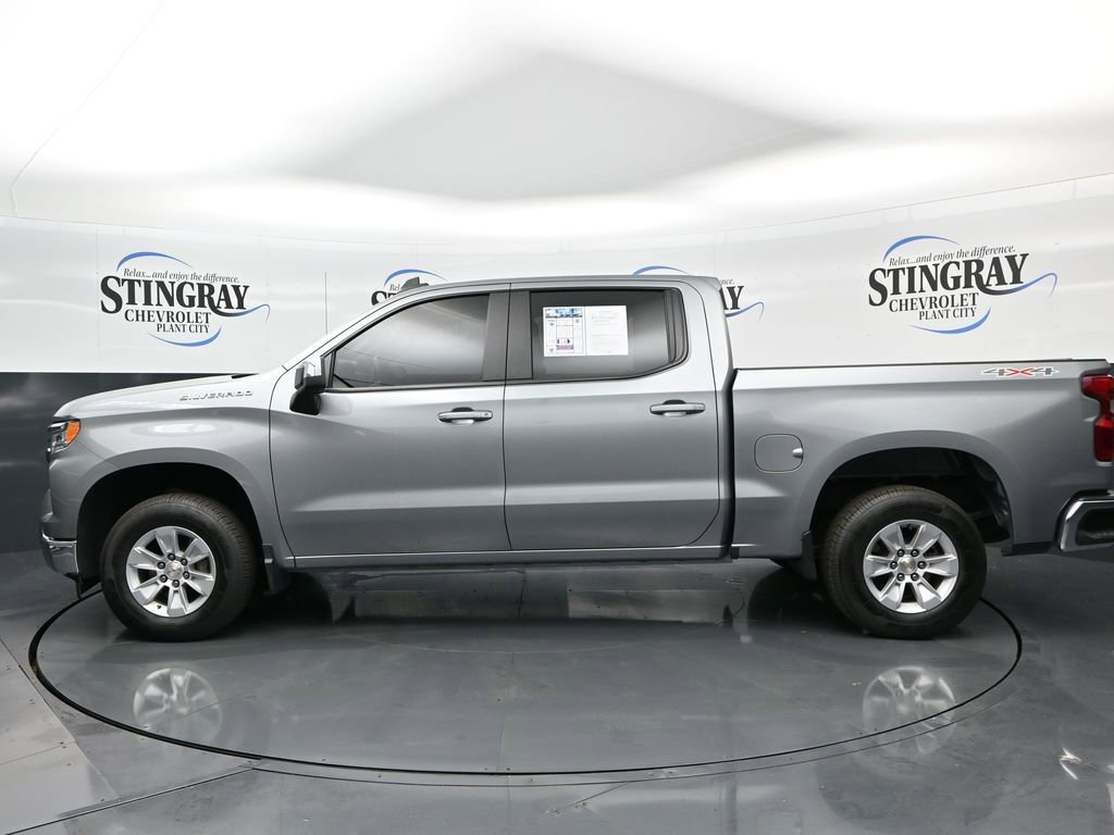 Used 2025 Chevrolet Silverado 1500 LT image 4