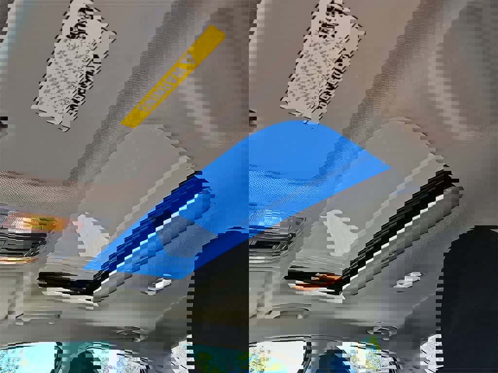 Certified 2024 Hyundai Elantra SEL w/ Convenience Package image 11