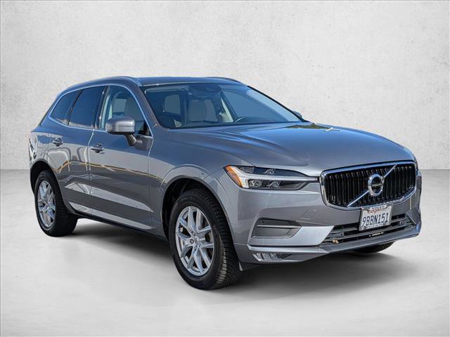 Used 2021 Volvo XC60 T6 Momentum image 3