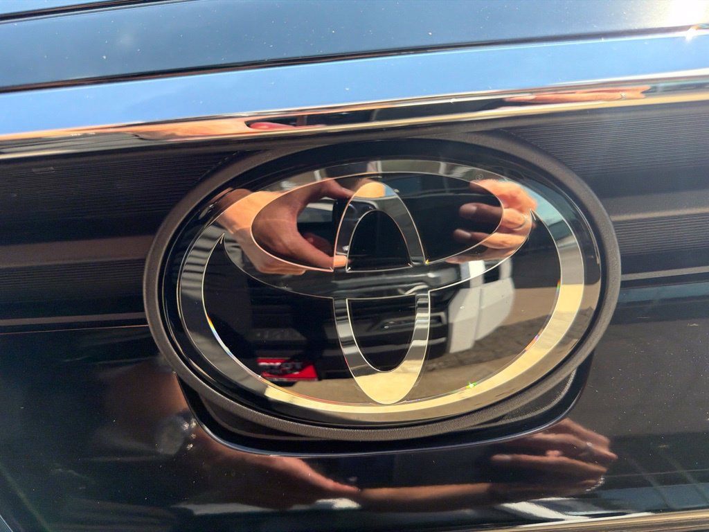 Used 2026 Toyota Grand Highlander AWD Hybrid image 16