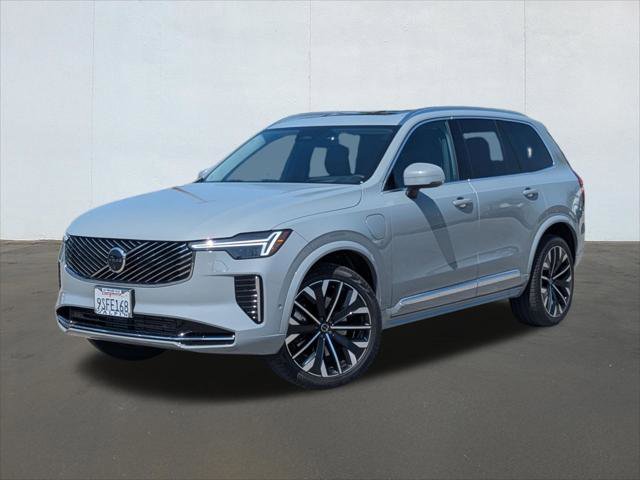 Used 2025 Volvo XC90 T8 Ultra w/ Protection Package Premier image 1