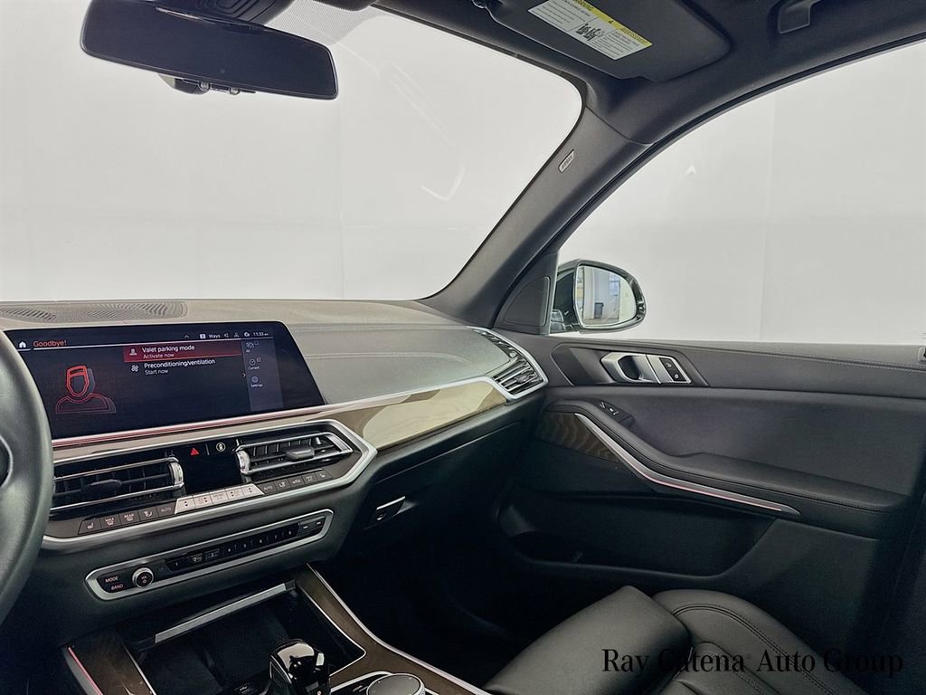 Used 2022 BMW X5 xDrive40i w/ Premium Package image 24