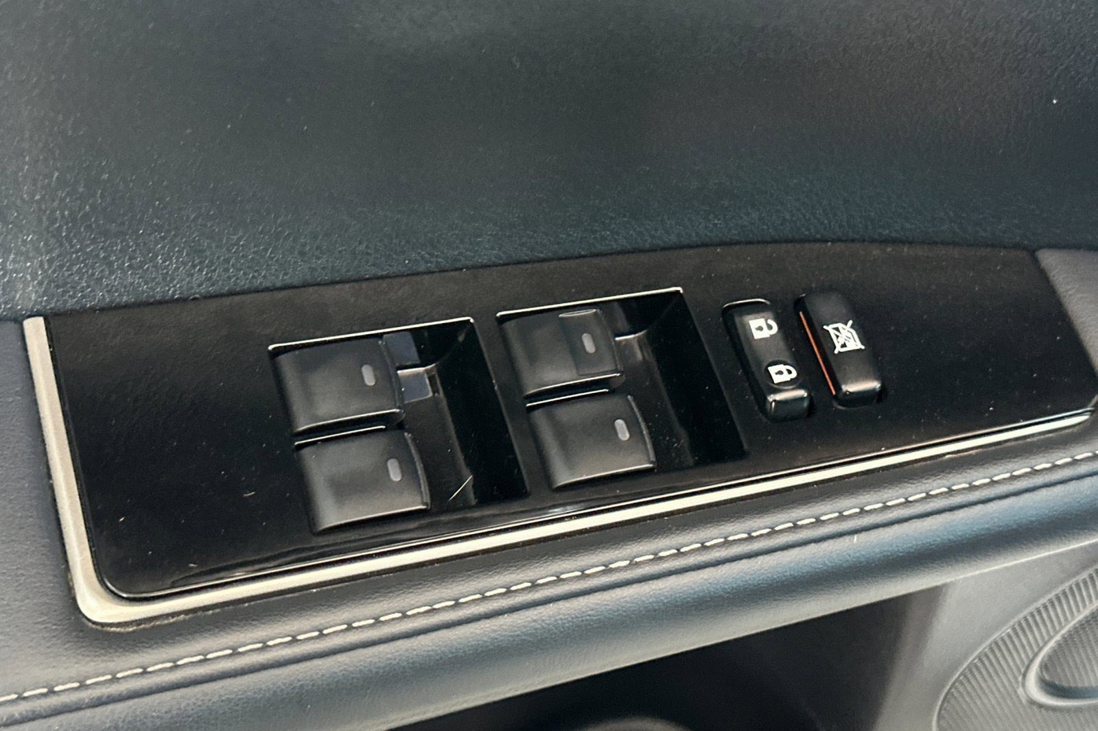 Used 2018 Lexus ES 350 w/ Accessory Package image 13